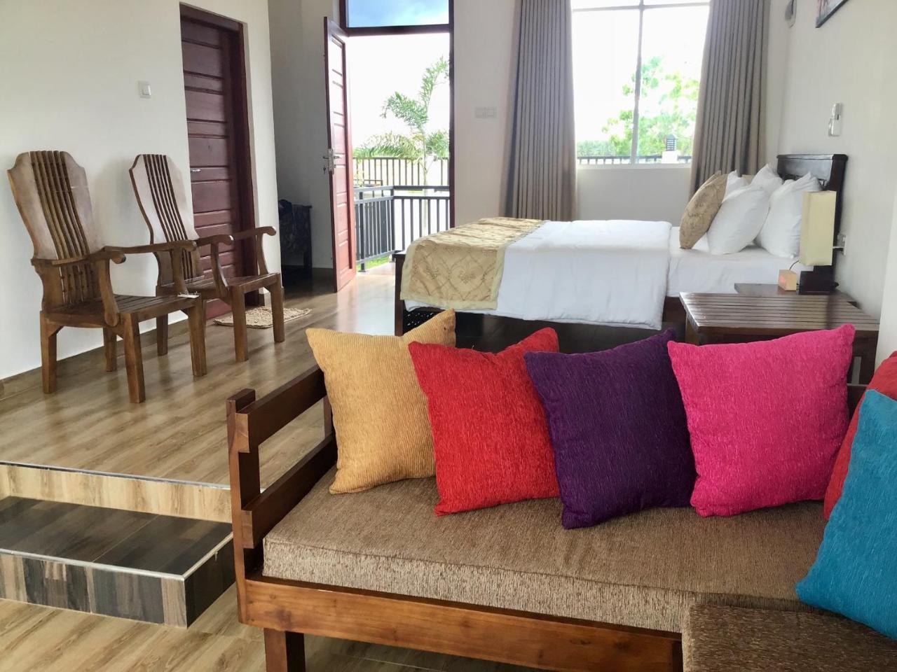 Avonil Resort Yala Тіссамахарама Екстер'єр фото