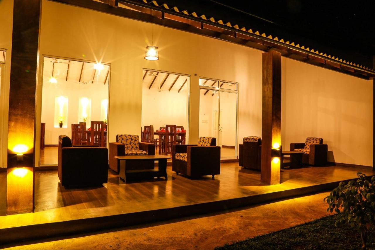 Avonil Resort Yala Тіссамахарама Екстер'єр фото