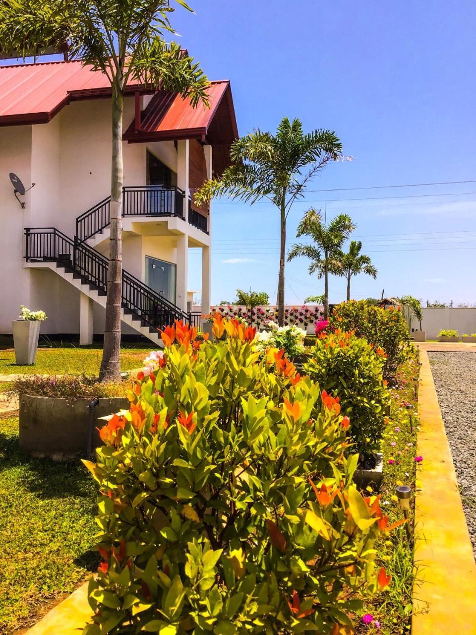Avonil Resort Yala Тіссамахарама Екстер'єр фото